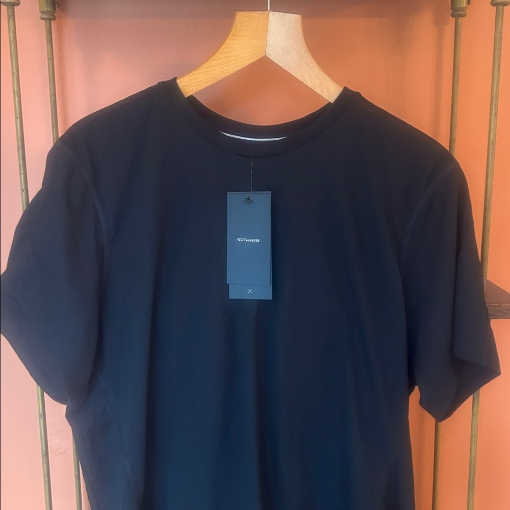 NWT Ten Thousand Black Durable Tee Shirt Size Large - Picture 2 of 6